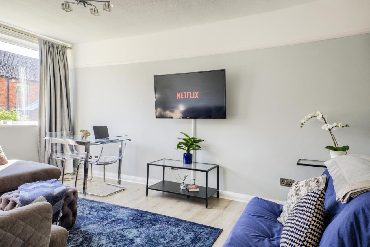 Town Centre Apartment Leamington Spa Bagian luar foto